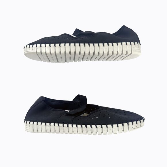 Eric Michael Italian Nubuck Sz 8.5 Mary Jane Flats Black Perforated Y2K Ballet - Picture 6 of 11